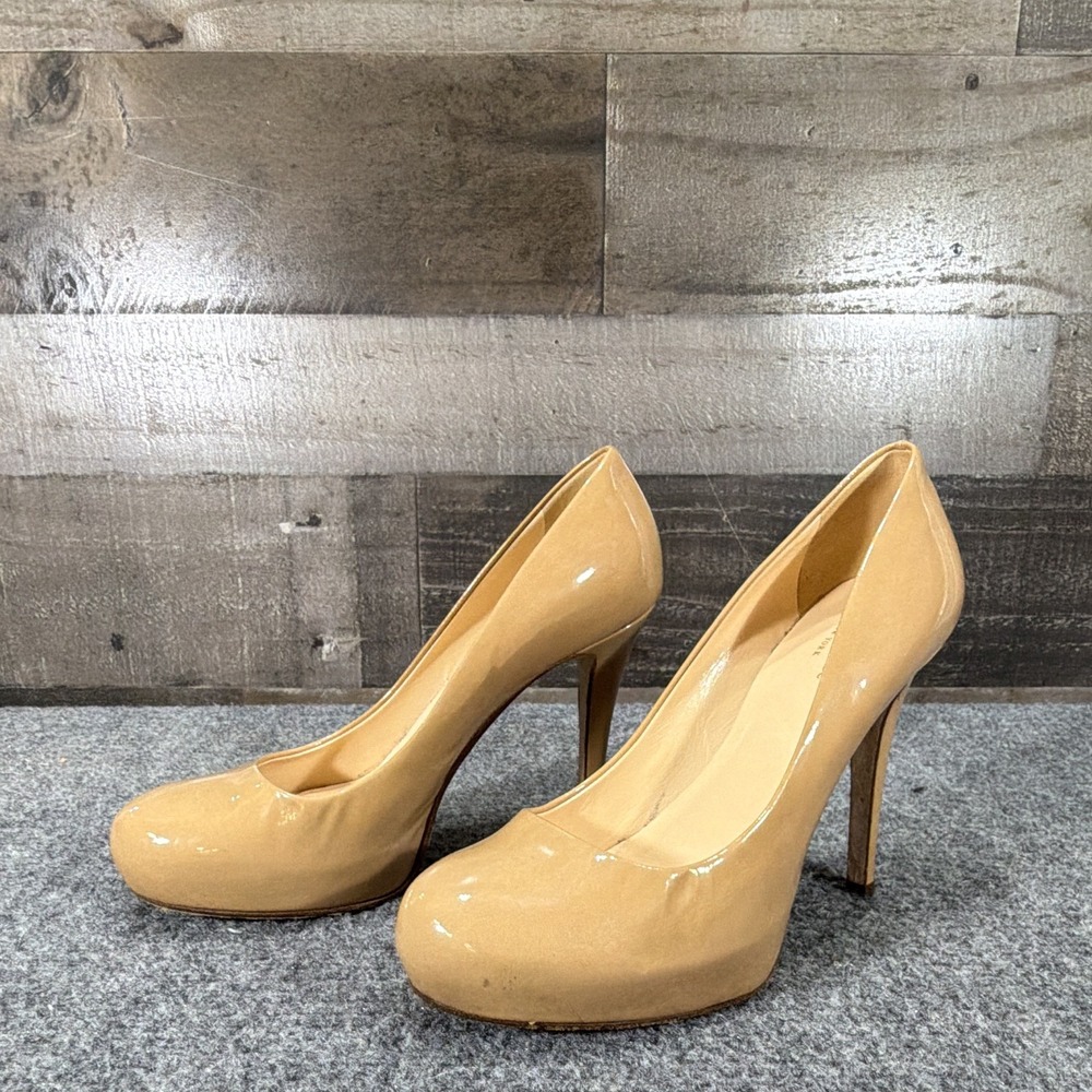 kate spade new york Beige Patent Leather Round Toe Stiletto Pumps Slip-On 8B